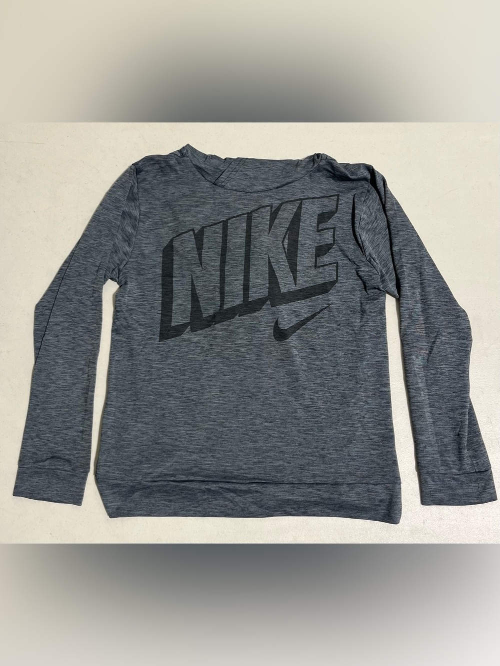 Nike Kids Long Sleeve Graphic Tee - Heather Gray with Black Logo